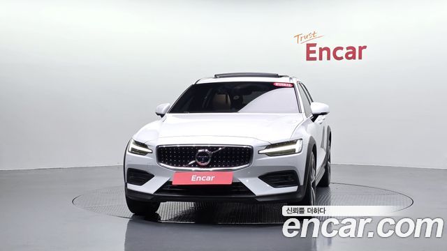 Volvo V60 из Кореи Encar
