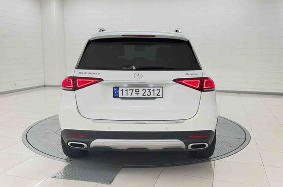Mercedes-Benz GLE-Class GLE300d 4MATIC — пробег 56 354 км — фото 4 из 5