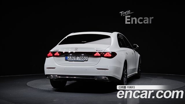 Mercedes-Benz E-Class из Кореи Encar