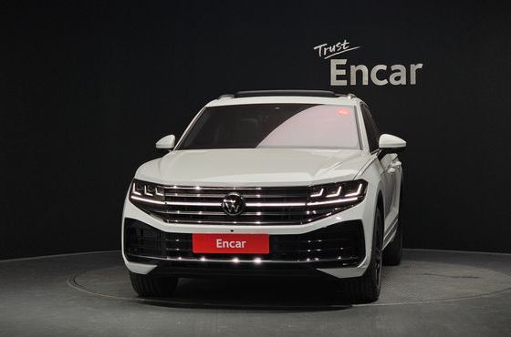 Volkswagen Touareg 3.0 TDI Prestige — пробег 50 км — фото 3 из 5