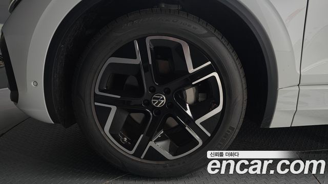 Volkswagen Touareg из Кореи Encar