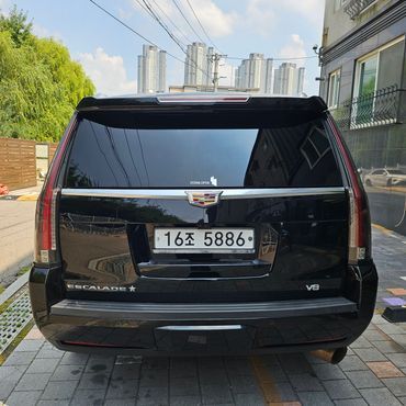 Cadillac Escalade 6.2 4th — пробег 106 000 км — фото 5 из 5