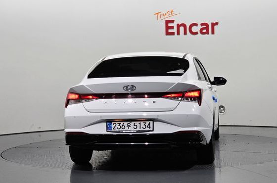 Hyundai AVANTE Smart — пробег 21 214 км — фото 4 из 5