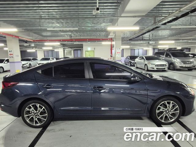 Hyundai AVANTE из Кореи Encar
