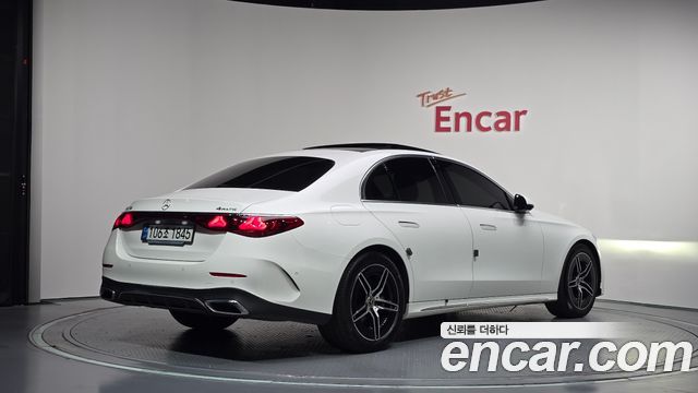 Mercedes-Benz E-Class из Кореи Encar