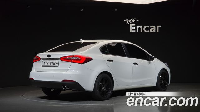 Kia K3 из Кореи Encar