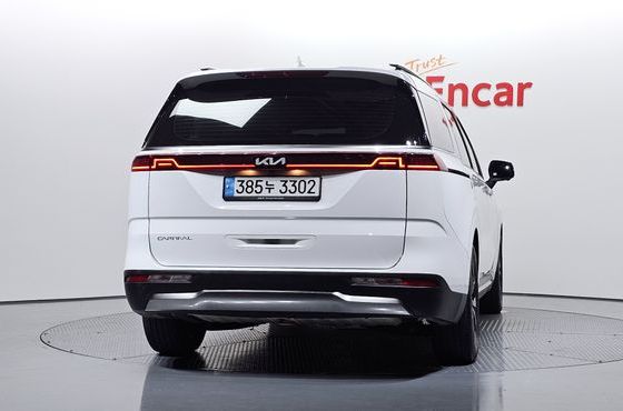 Kia Carnival Diesel 7-Seater Signature — пробег 99 047 км — фото 4 из 5