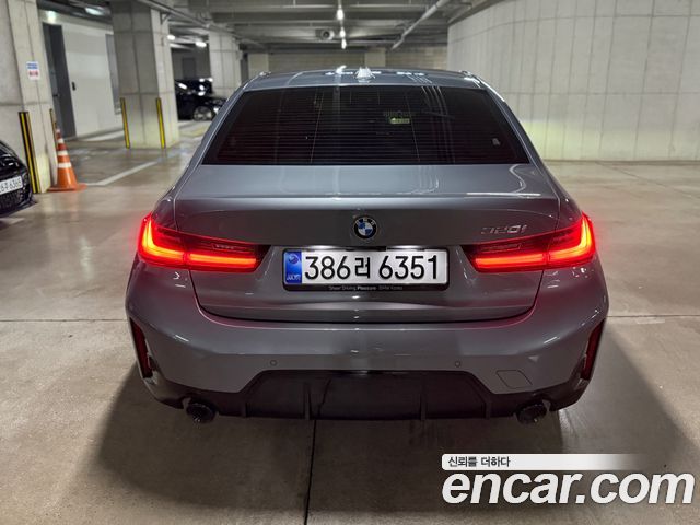 BMW 3-Series 320i M Sport — пробег 4 431 км — фото 3 из 5