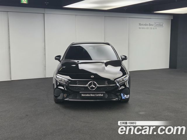 Mercedes-Benz A-Class A220 Hatchback — пробег 1 075 км — фото 3 из 5