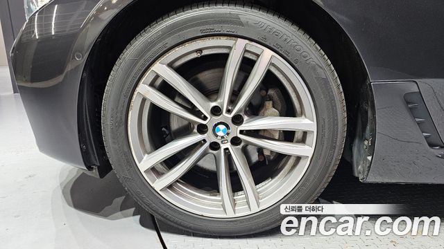 BMW Gran Turismo 620d xDrive M Sport — пробег 232 180 км — фото 5 из 5