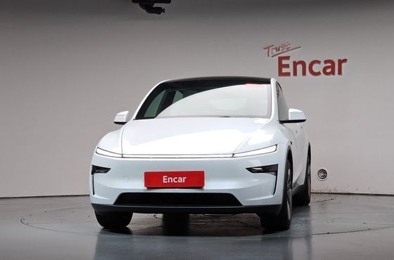 Tesla Model Y Premium RWD — пробег 11 км — фото 3 из 5