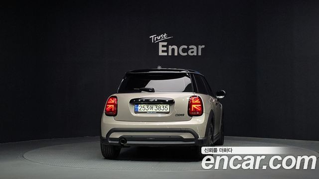 Mini Cooper Gen Z Edition 3rd — пробег 12 708 км — фото 4 из 5