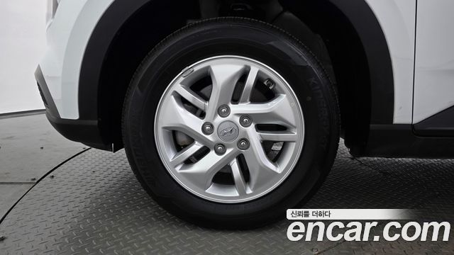 Hyundai Venue 1,6 Premium — пробег 9 918 км — фото 5 из 5