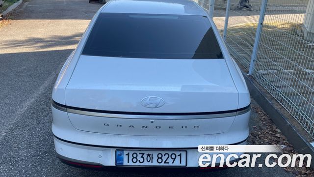 Hyundai Grandeur Premium — пробег 3 800 км — фото 2 из 5