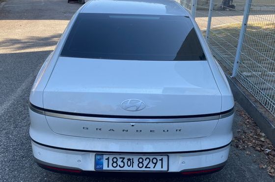 Hyundai Grandeur Premium — пробег 3 800 км — фото 2 из 5