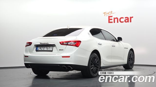 Maserati Ghibli 3.0 Diesel 3rd — пробег 141 861 км — фото 2 из 5