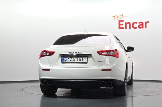 Maserati Ghibli 3.0 Diesel 3rd — пробег 141 861 км — фото 4 из 5