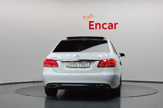 Mercedes-Benz E-Class E250 BlueTec 4MATIC AV — пробег 210 437 км — фото 4 из 5