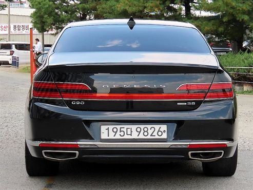 Genesis G90 3.8 AWD Premium Luxury — пробег 328 414 км — фото 4 из 5