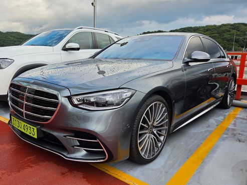Mercedes-Benz S-Class S500L 4MATIC — пробег 18 800 км