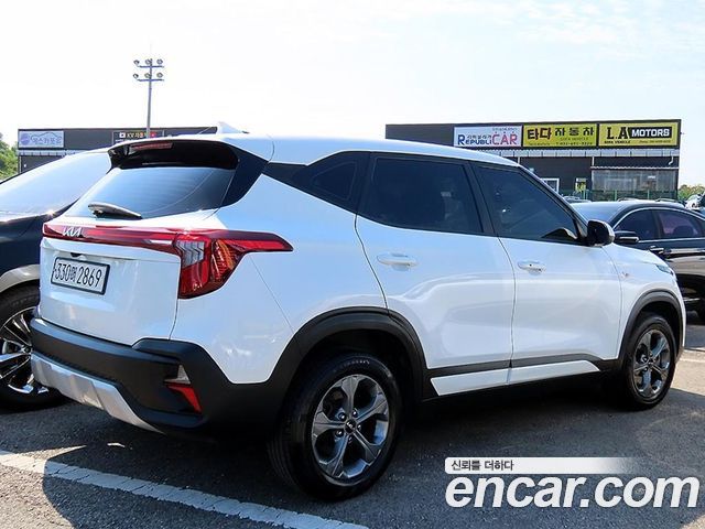 Kia Seltos из Кореи Encar