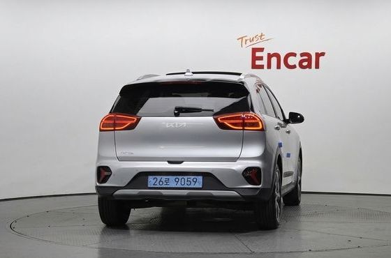 Kia Niro Air — пробег 98 011 км — фото 4 из 5