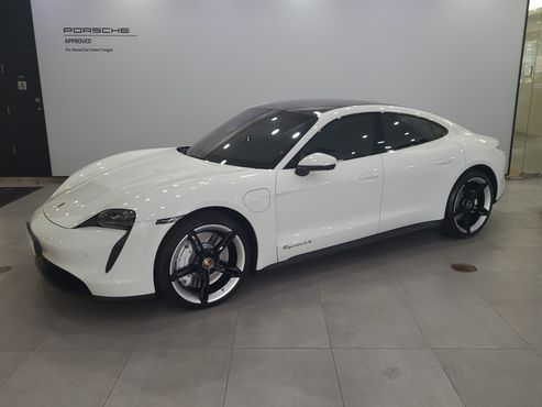 Porsche Taycan 4S — пробег 23 903 км — фото 1 из 5