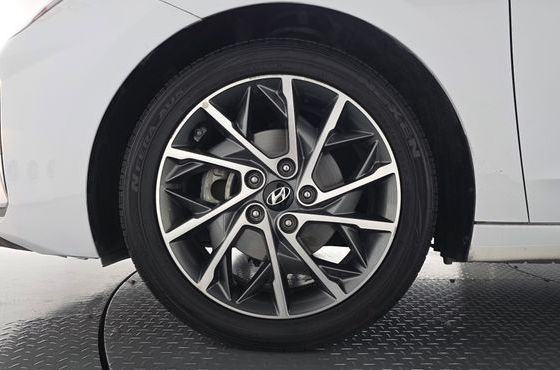 Hyundai AVANTE 1.6 Style — пробег 38 837 км — фото 5 из 5