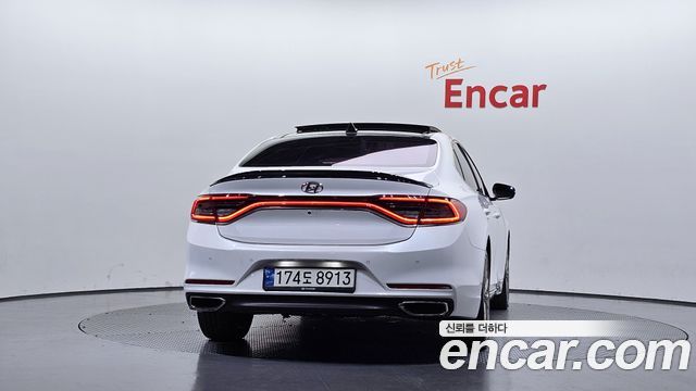 Hyundai Grandeur из Кореи Encar