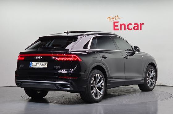 Audi Q8 50 TDI Quattro Premium — пробег 131 472 км — фото 2 из 5