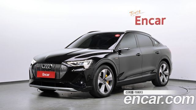 Audi e-tron 55 Quattro Sportback — пробег 85 434 км — фото 1 из 5