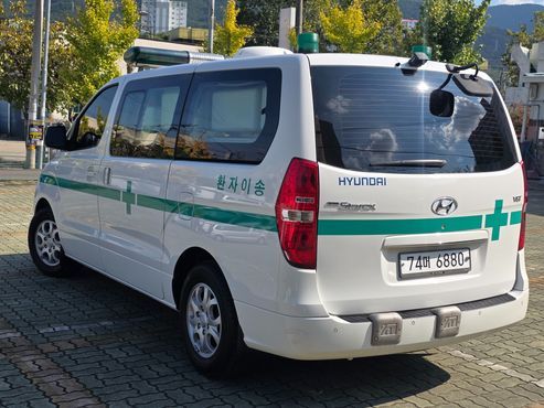 Hyundai Starex Ambulance — пробег 16 690 км — фото 4 из 5