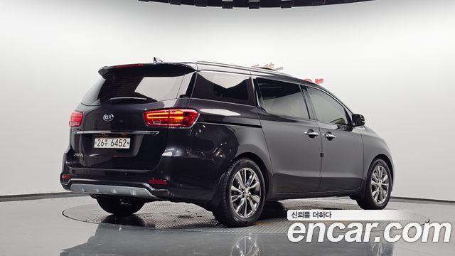 Kia Carnival Gasoline 9-Seater Noblesse Special — пробег 72 252 км — фото 2 из 5