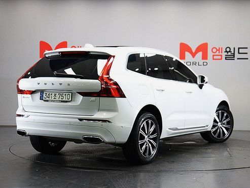 Volvo XC60 T8 Inscription — пробег 144 405 км — фото 4 из 5