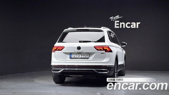 Volkswagen Tiguan 2.0 TDI 4Motion Prestige — пробег 49 954 км — фото 4 из 5