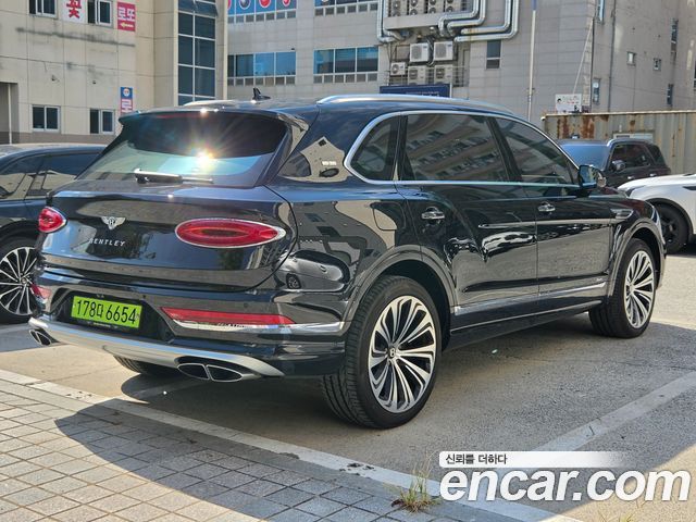 Bentley Bentayga 4.0 V8 EWB First Edition — пробег 20 494 км — фото 4 из 5