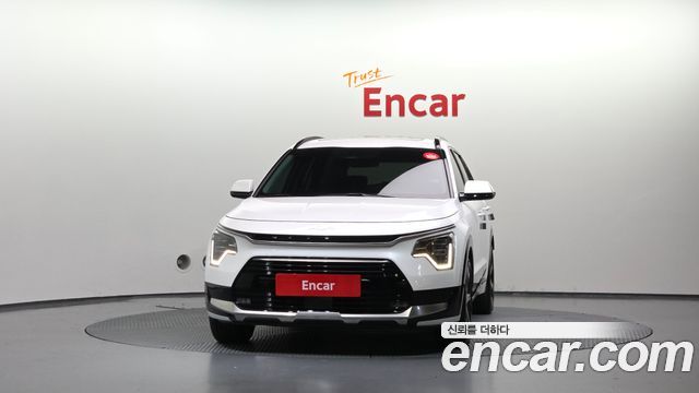 Kia Niro Signature — пробег 25 492 км — фото 3 из 5