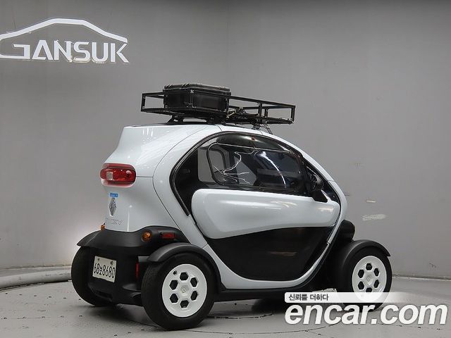 Renault (Samsung) Twizy Intens(2-seater) — пробег 8 700 км — фото 5 из 5