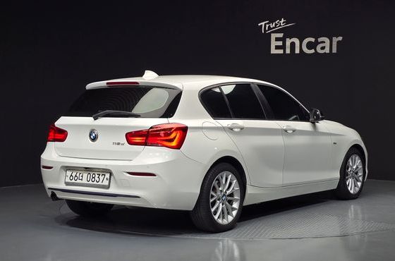 BMW 1-Series 118d Sport 5Door — пробег 103 175 км — фото 2 из 5