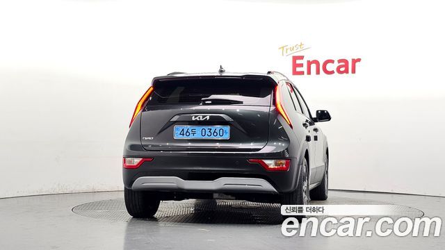 Kia Niro Air — пробег 66 450 км — фото 4 из 5