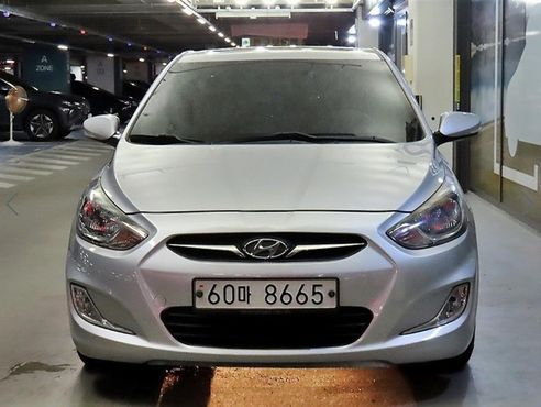 Hyundai Accent 1.4 VVT Premier — пробег 114 360 км — фото 2 из 5