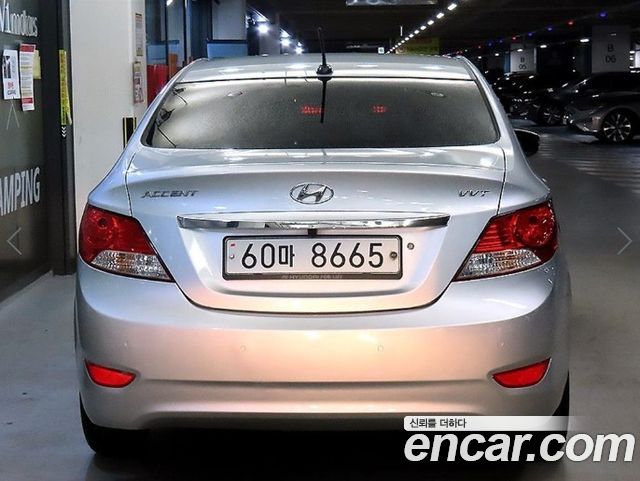 Hyundai Accent 1.4 VVT Premier — пробег 114 360 км — фото 5 из 5