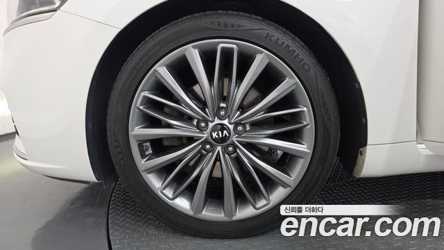 Kia K7 из Кореи Encar