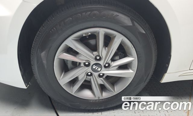 Kia K5 2.0 LPI Rental Car Prestige — пробег 67 807 км — фото 5 из 5