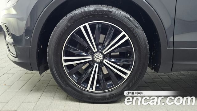 Volkswagen Tiguan 2.0 TDI Prestige — пробег 94 920 км — фото 5 из 5