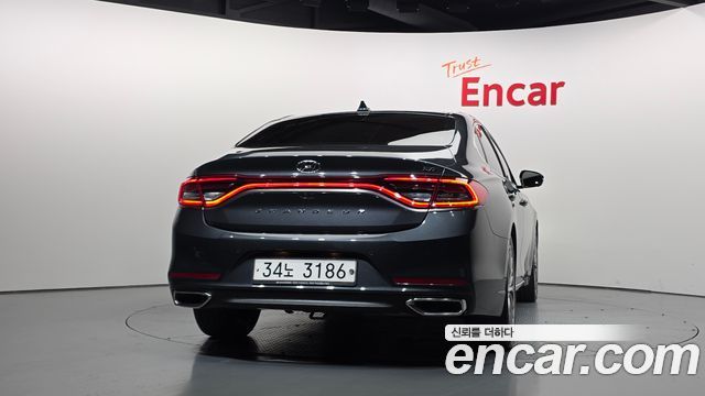 Hyundai Grandeur из Кореи Encar