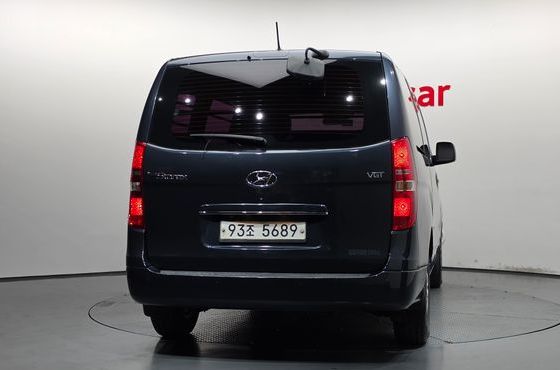 Hyundai Starex 3-Seater VAN Smart — пробег 210 641 км — фото 4 из 5
