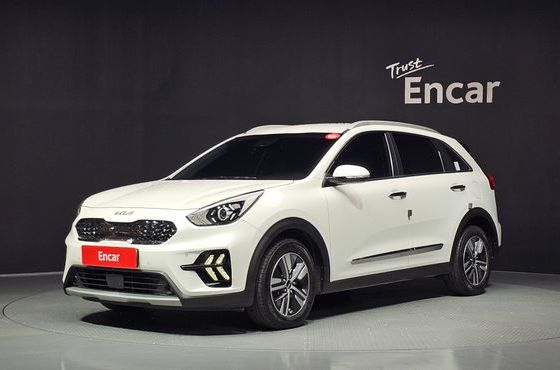 Kia Niro 1.6 HEV Noblesse — пробег 114 112 км — фото 1 из 5