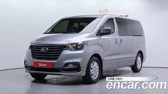 Hyundai Starex Van 5-Seater Modern — пробег 75 502 км — фото 1 из 5