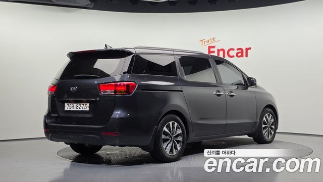 Kia Carnival 11-seater Prestige — пробег 190 115 км — фото 2 из 5